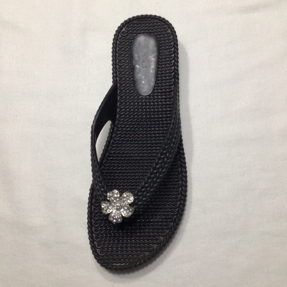 Flip Flops 🩴 - Picture 3 of 13